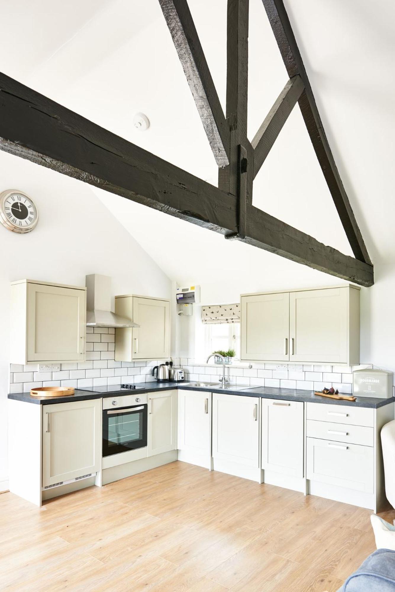 Cromhall Farm Chippenham  Buitenkant foto